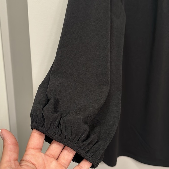 NWT Black Adrianna Papell Ruffle Neck Button Plackett Top Size XL Retail $69 - Picture 6 of 7